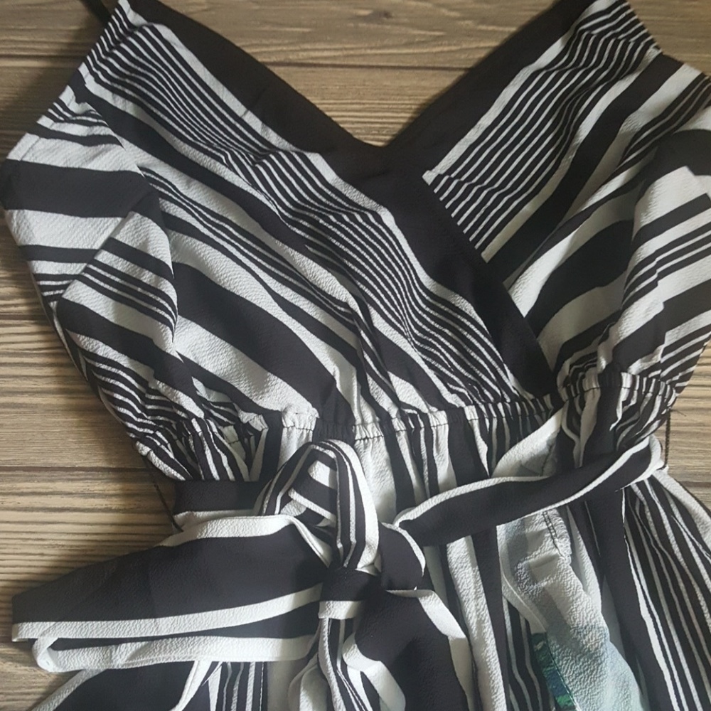 Flying Tomato Floral Maxi  Dress - Picture 4 of 5